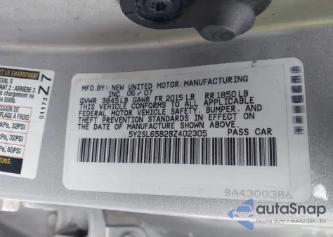 2008 Pontiac Vibe from USA, damaged, VIN 5Y2SL65828Z402305